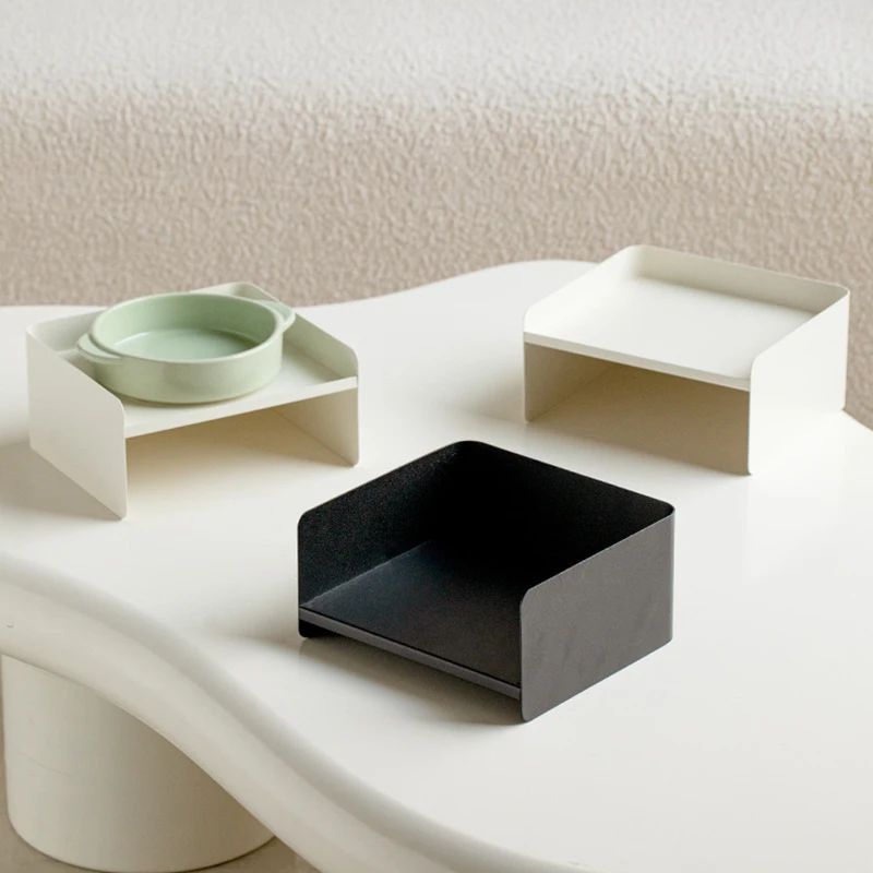 Elevated Ceramic Pet Bowl with Metal Stand – Raised Food & Water Bowl for Cats and Dogs