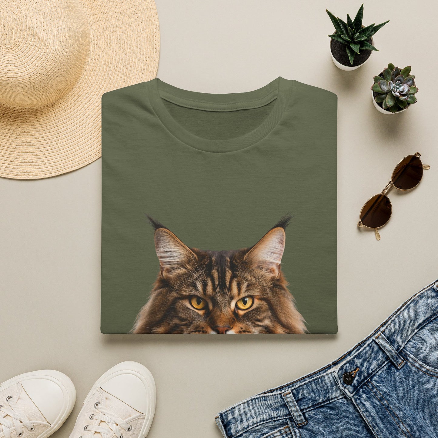 Maine Coon Cat Portrait T-Shirt — Realistic Brown Tabby Cat Tee